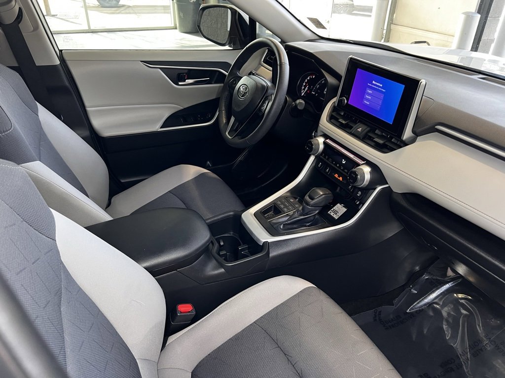 Used 2024 Toyota RAV4 XLE image 48