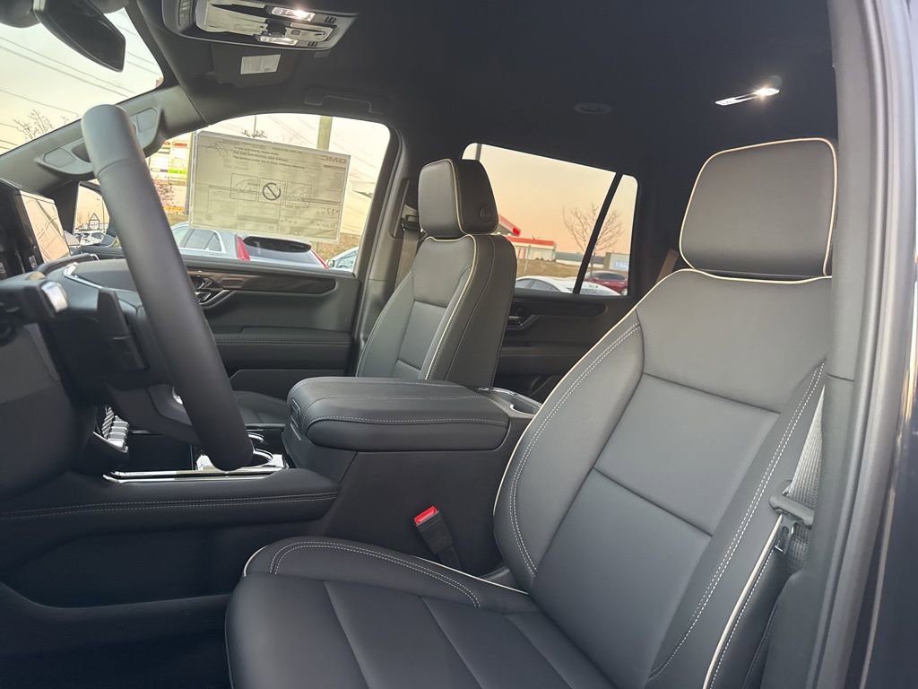 New 2026 GMC Yukon Elevation image 18