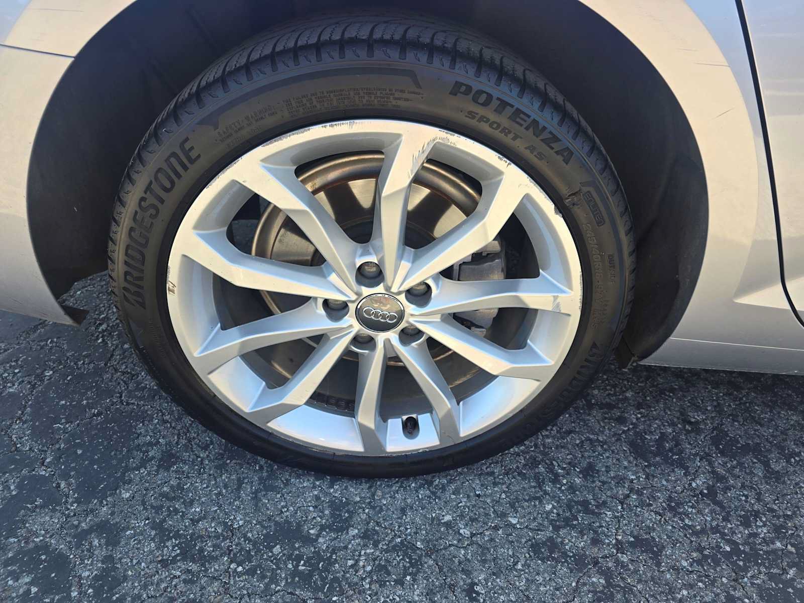 Used 2019 Audi A4 2.0T Premium w/ Convenience Package FWD image 9