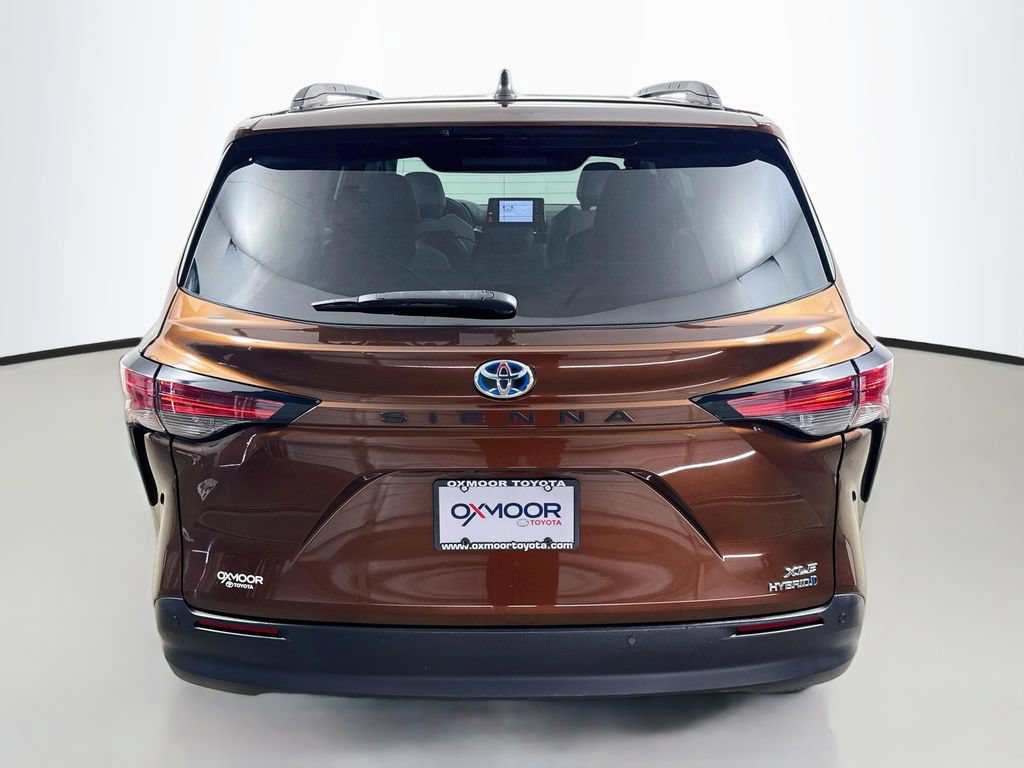 Used 2022 Toyota Sienna XLE FWD image 6