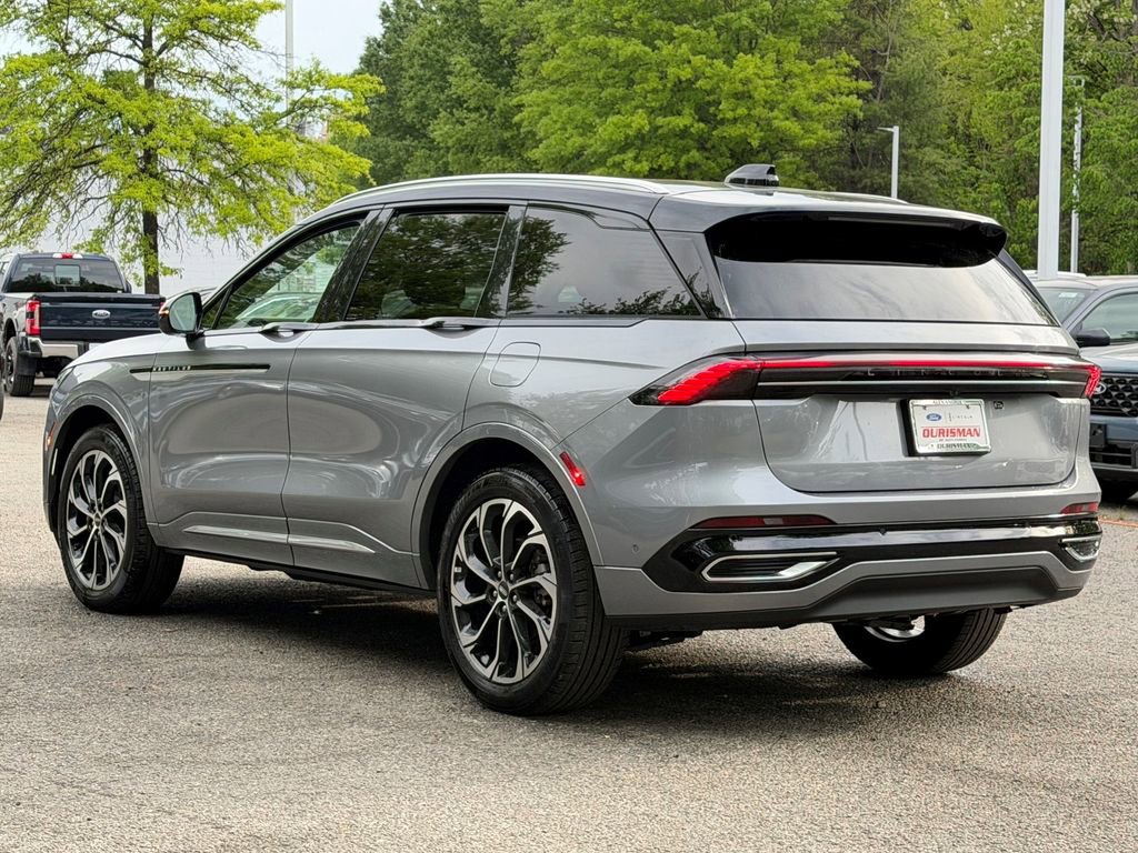 Certified 2024 Lincoln Nautilus Reserve AWD/4WD image 5