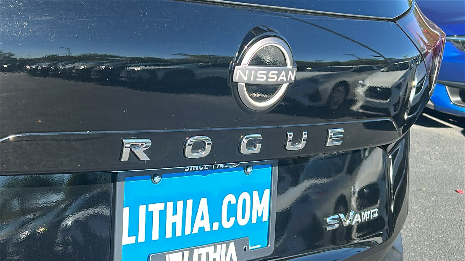 Used 2023 Nissan Rogue SV AWD/4WD image 28