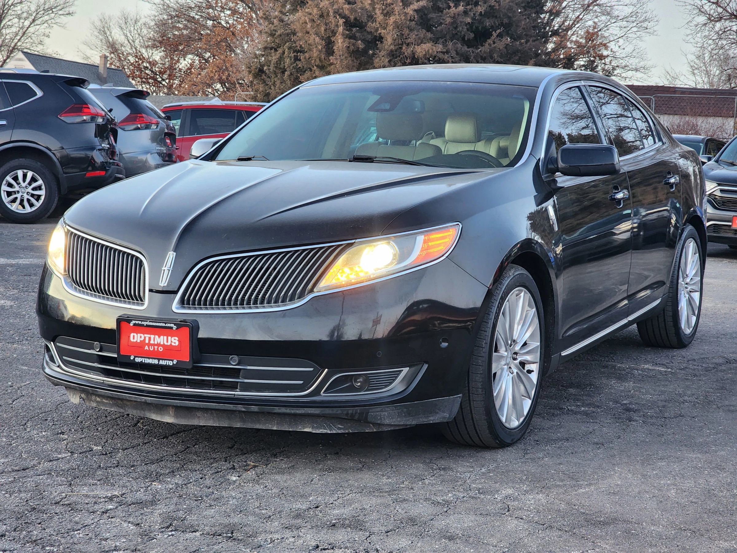 Used 2016 Lincoln MKS AWD w/ Equipment Group 201A image 3