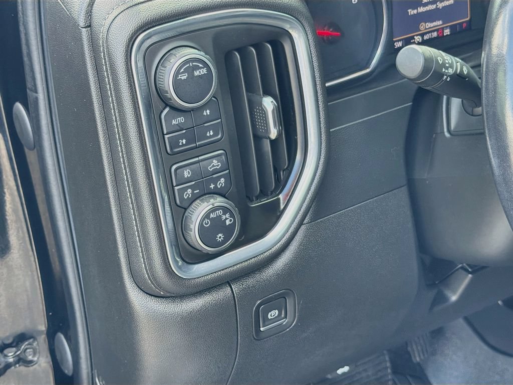 Used 2021 Chevrolet Silverado 1500 RST AWD/4WD image 10