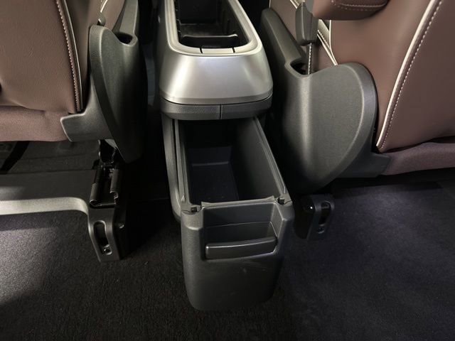 New 2025 Volkswagen ID. Buzz Pro S image 31