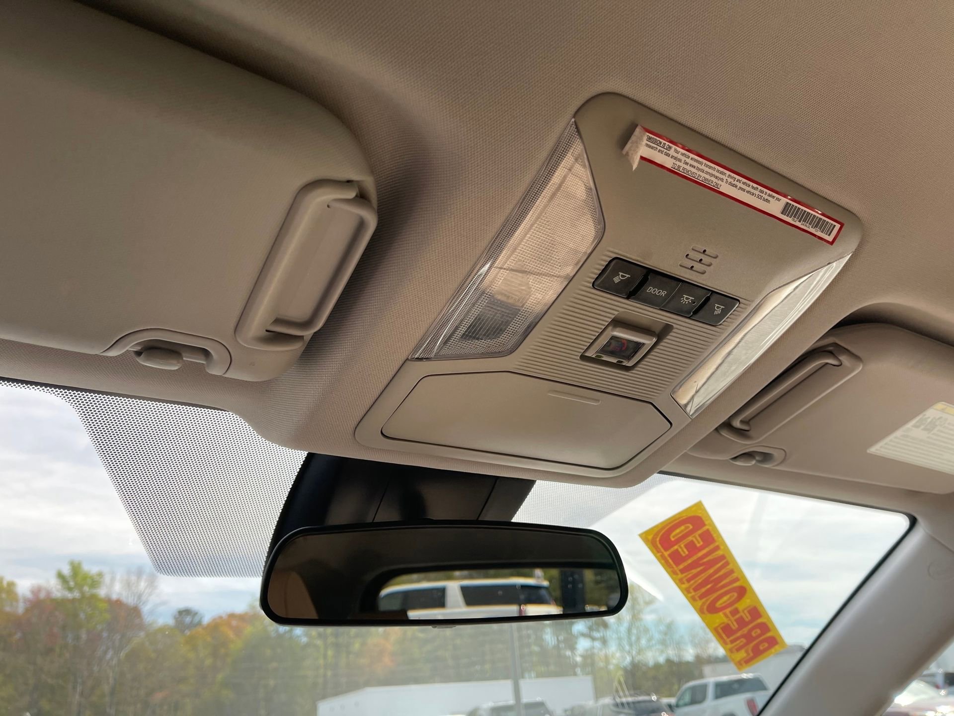 Used 2021 Toyota RAV4 XLE image 23