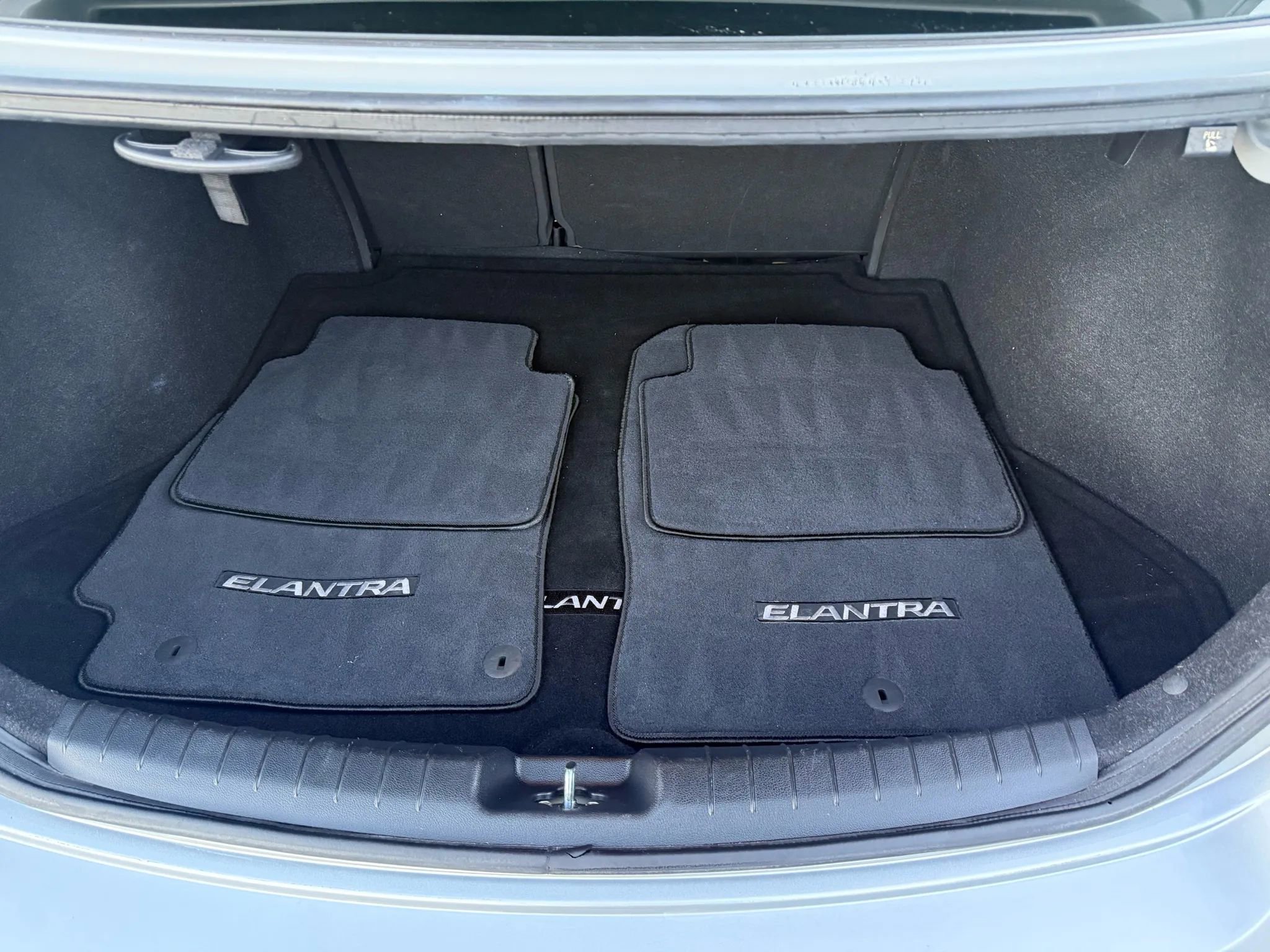 Used 2018 Hyundai Elantra SE w/ SE Connectivity Package 04 image 24
