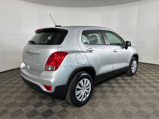 Used 2018 Chevrolet Trax LS image 3