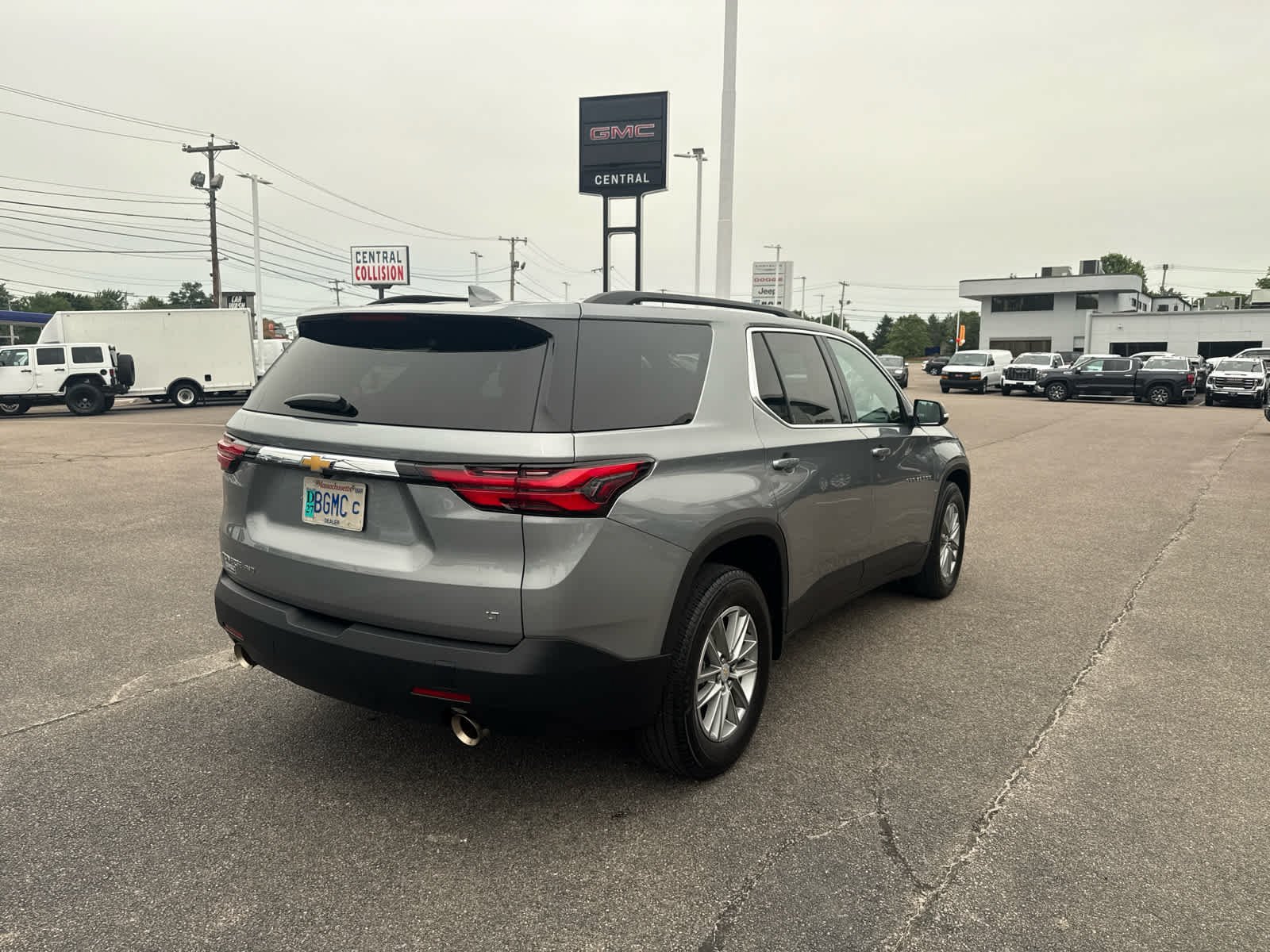 Certified 2023 Chevrolet Traverse LT AWD/4WD image 5