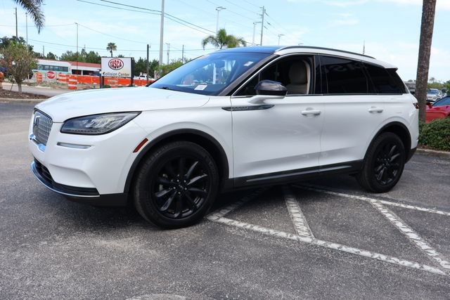 Used 2020 Lincoln Corsair FWD w/ Premium Package image 3