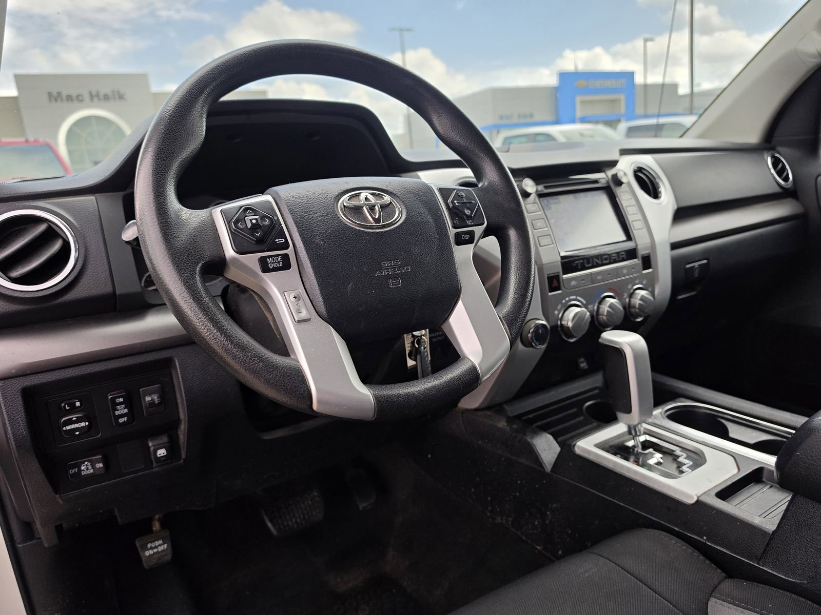 Used 2017 Toyota Tundra SR5 image 8