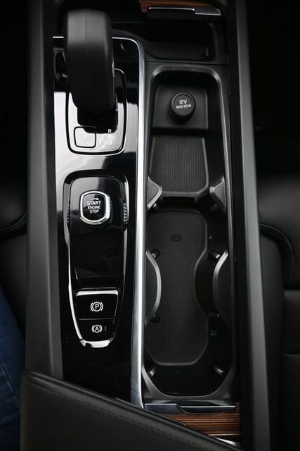 Used 2023 Volvo S60 B5 Ultimate image 10