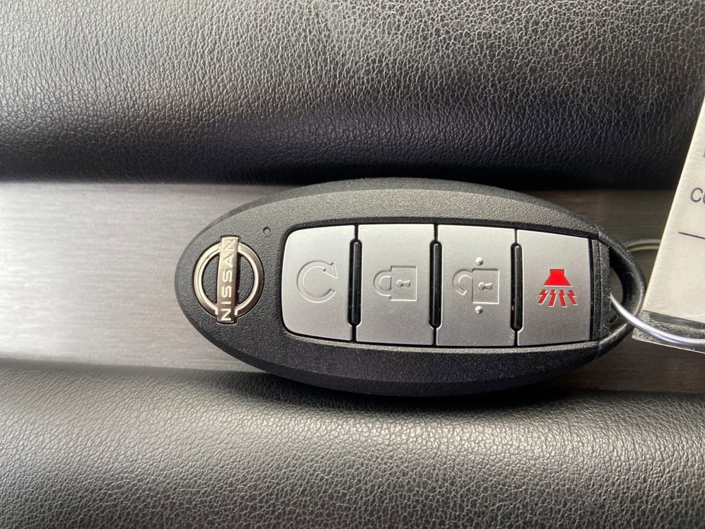 Used 2024 Nissan Murano SV w/ SV Midnight Edition Package image 32