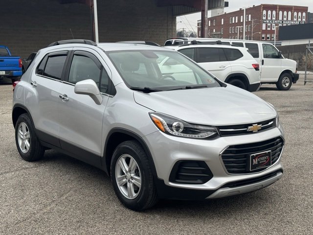 Used 2019 Chevrolet Trax LT w/ LT Convenience Package image 7