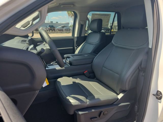 New 2026 Ford Expedition Active RWD image 10