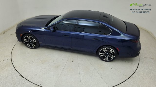 Used 2023 BMW 760i xDrive AWD/4WD image 80
