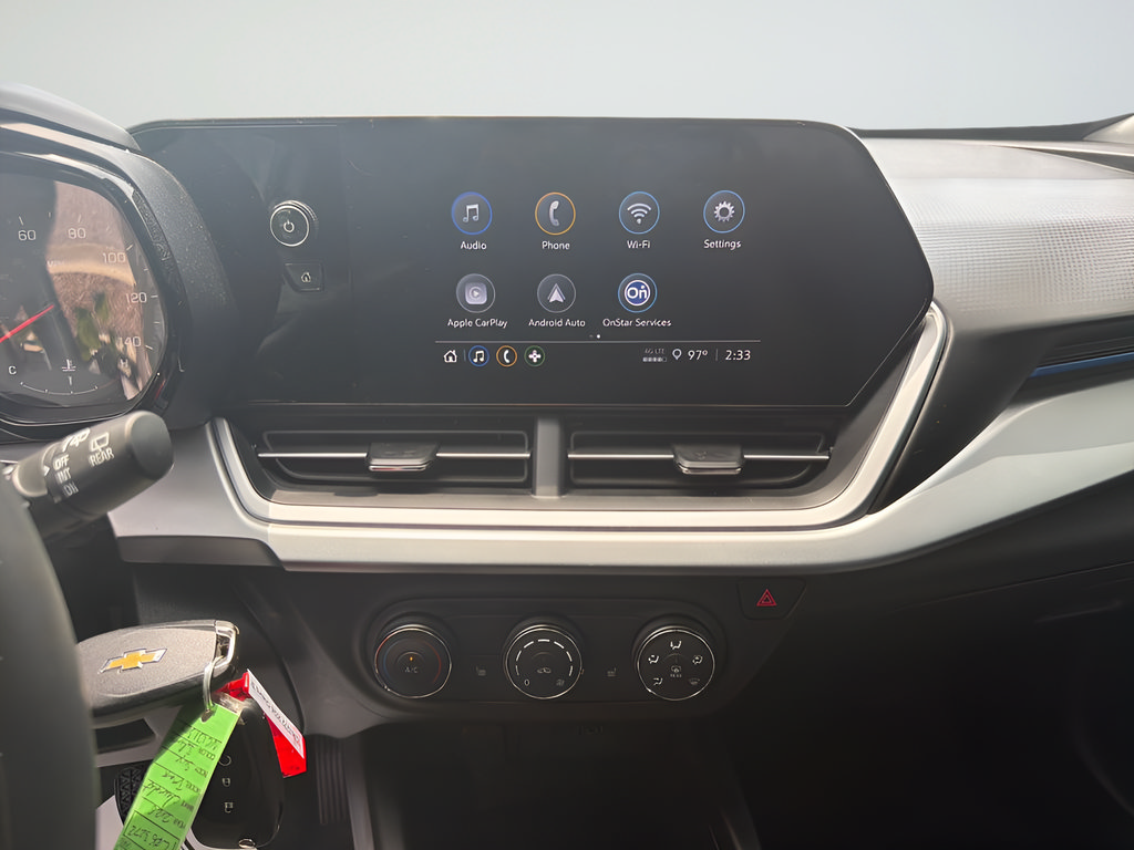 Used 2026 Chevrolet Trax LS w/ LS Convenience Package FWD image 37