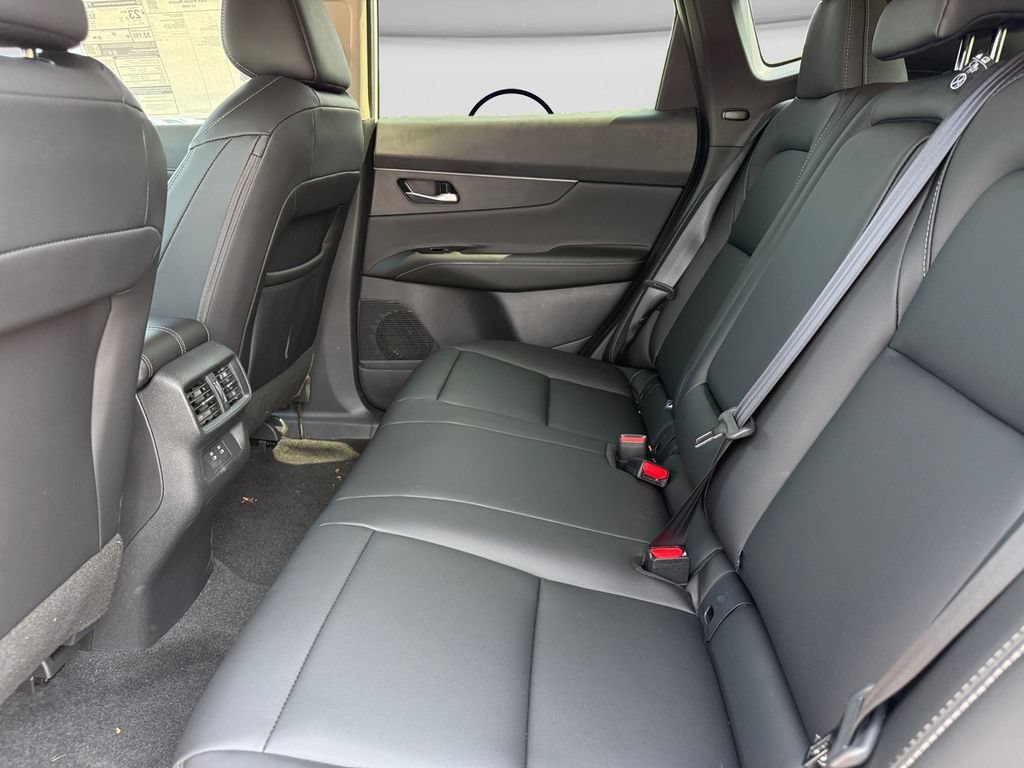 New 2026 Nissan Murano SV AWD/4WD image 13