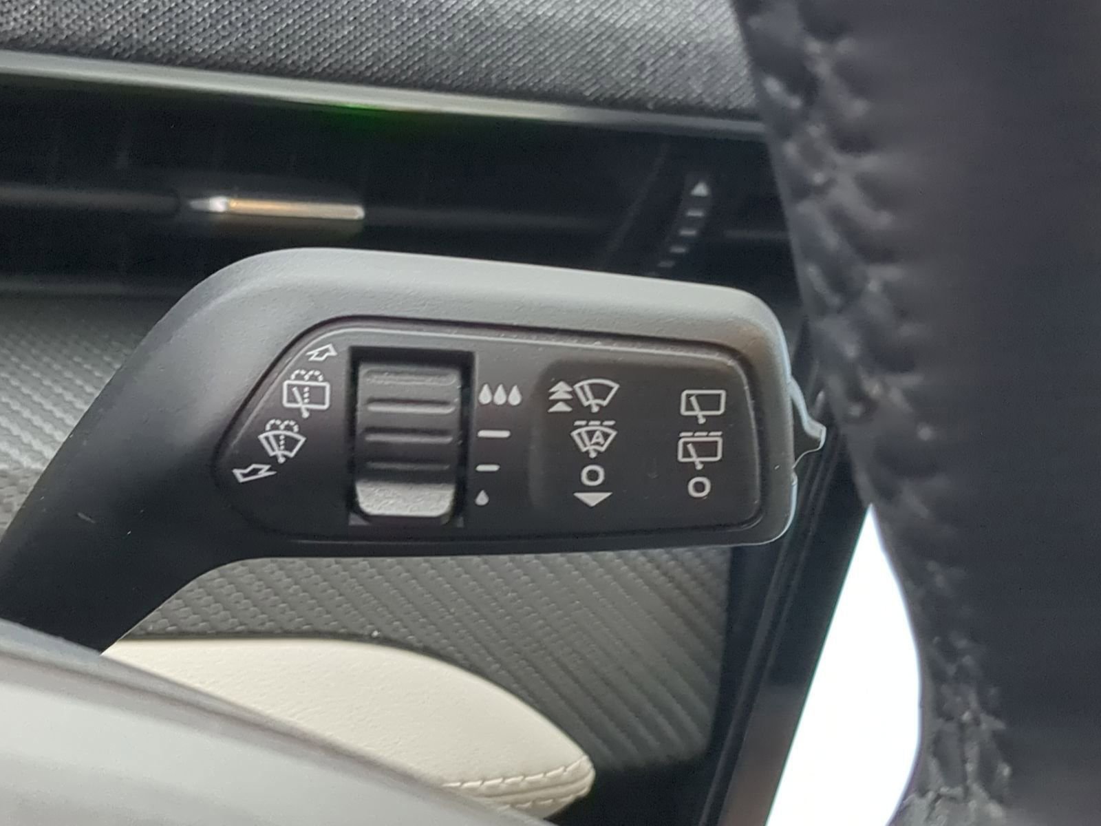 Used 2021 Ford Mustang Mach-E Premium image 29