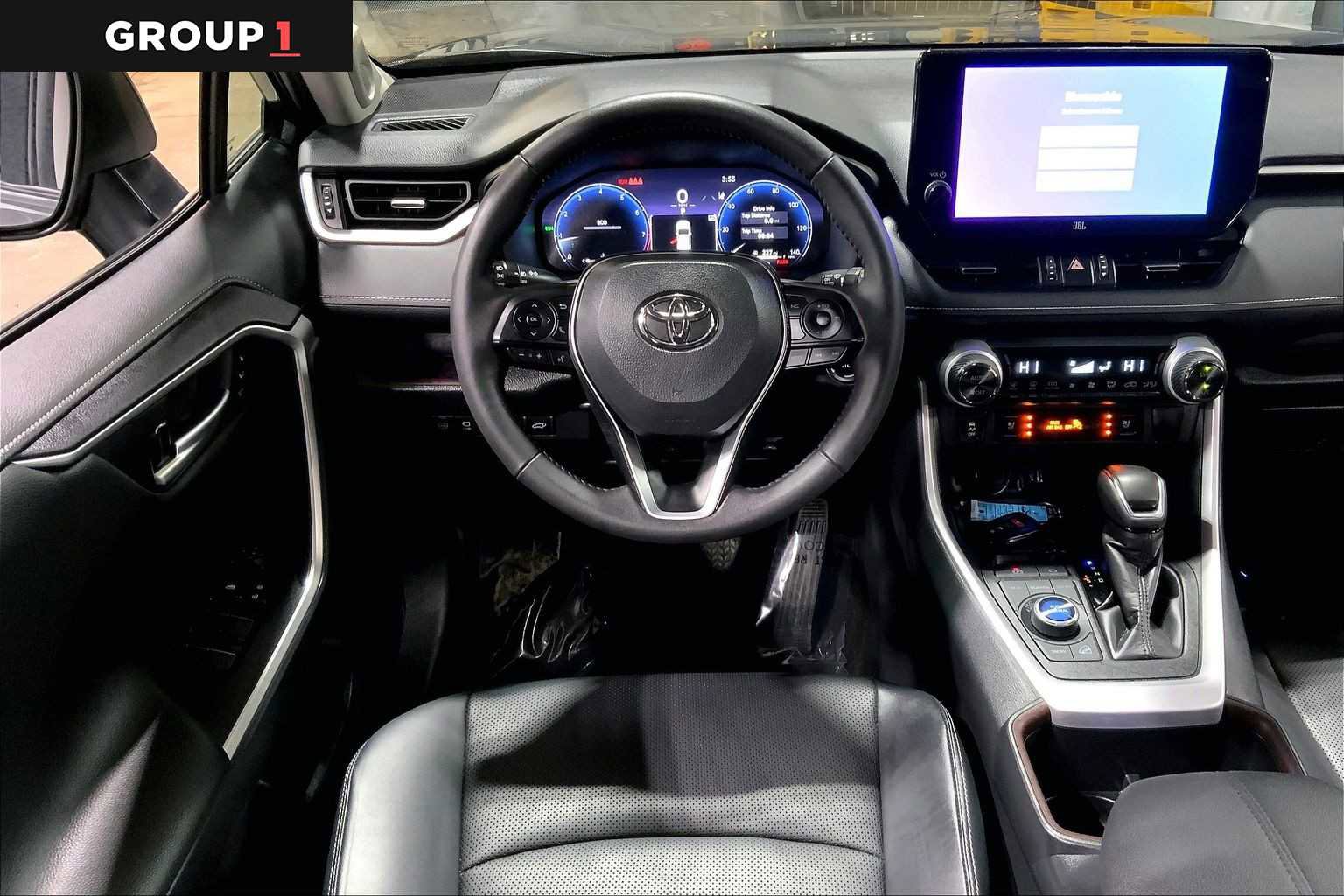 Used 2025 Toyota RAV4 Limited image 5