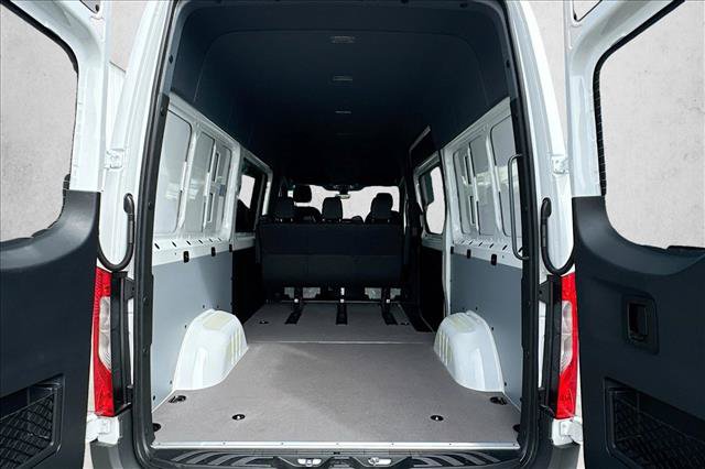 New 2026 Mercedes-Benz Sprinter 2500 image 23