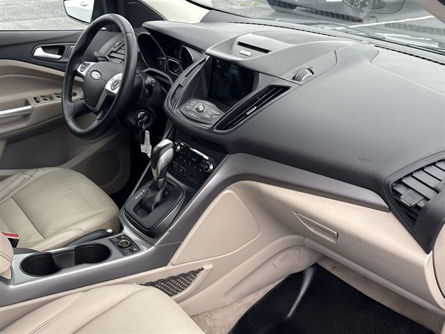 Used 2016 Ford Escape SE w/ SE Leather Comfort Package image 26