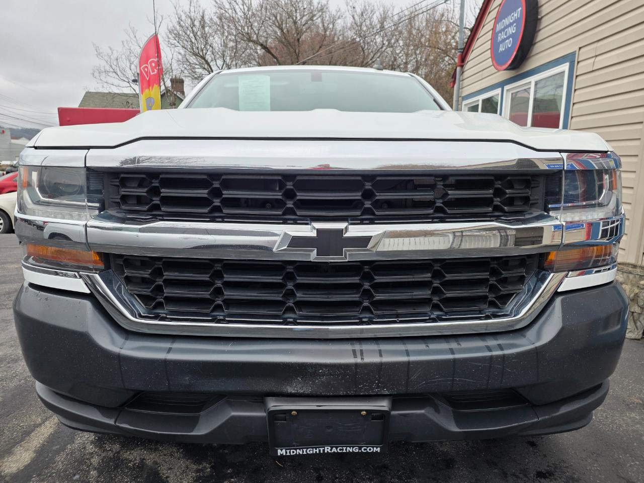 Used 2018 Chevrolet Silverado 1500 W/T w/ Trailering Package RWD image 3