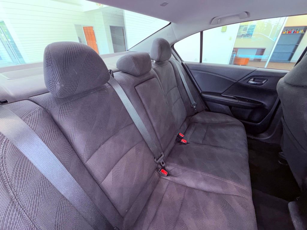 Used 2016 Honda Accord EX image 9