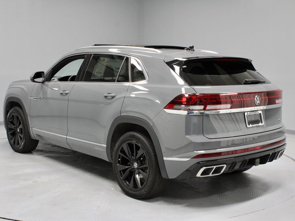 Used 2024 Volkswagen Atlas Cross Sport SEL Premium R-Line AWD/4WD image 11