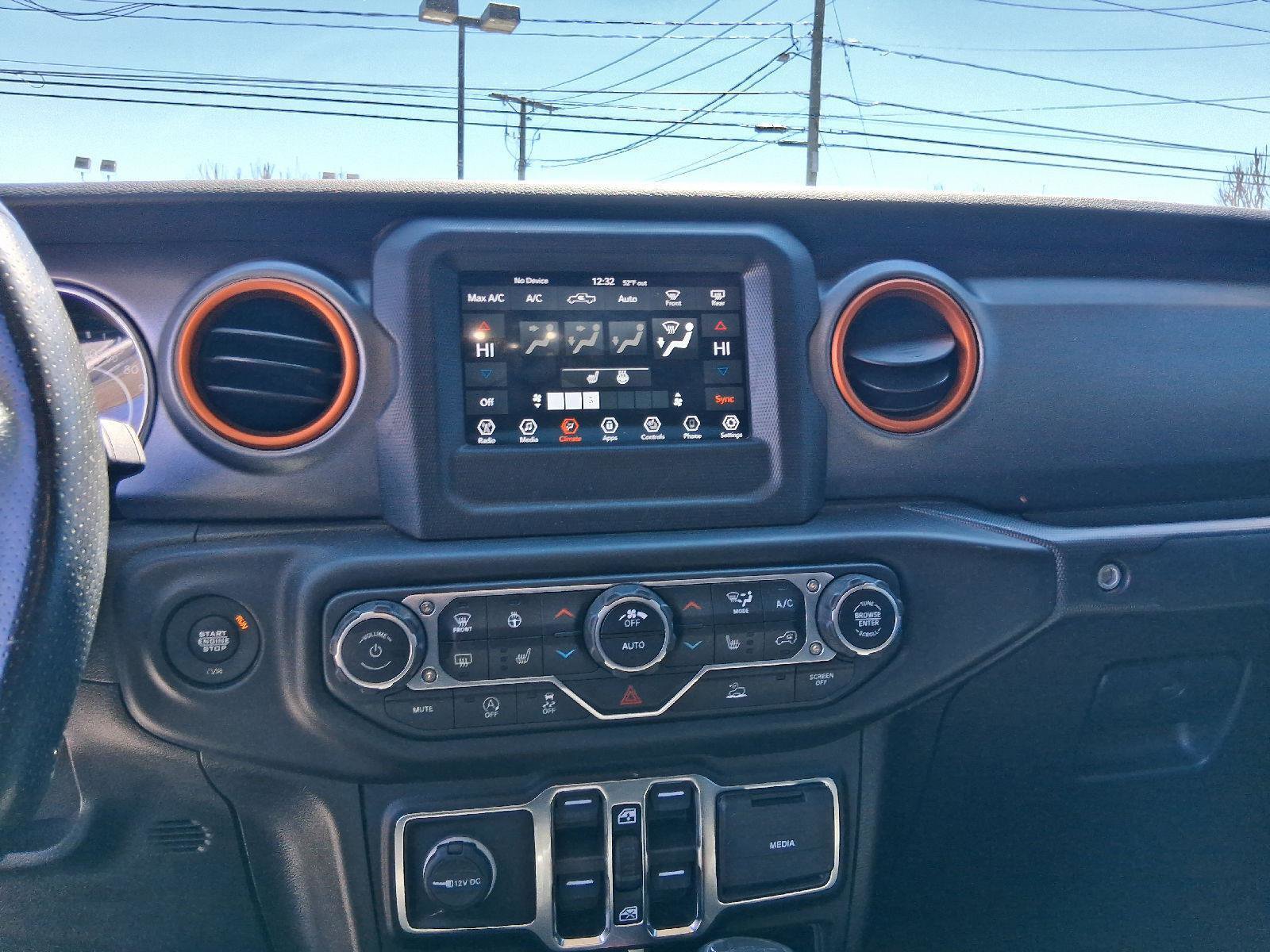 Used 2021 Jeep Gladiator Mojave w/ LED Lighting Group image 17