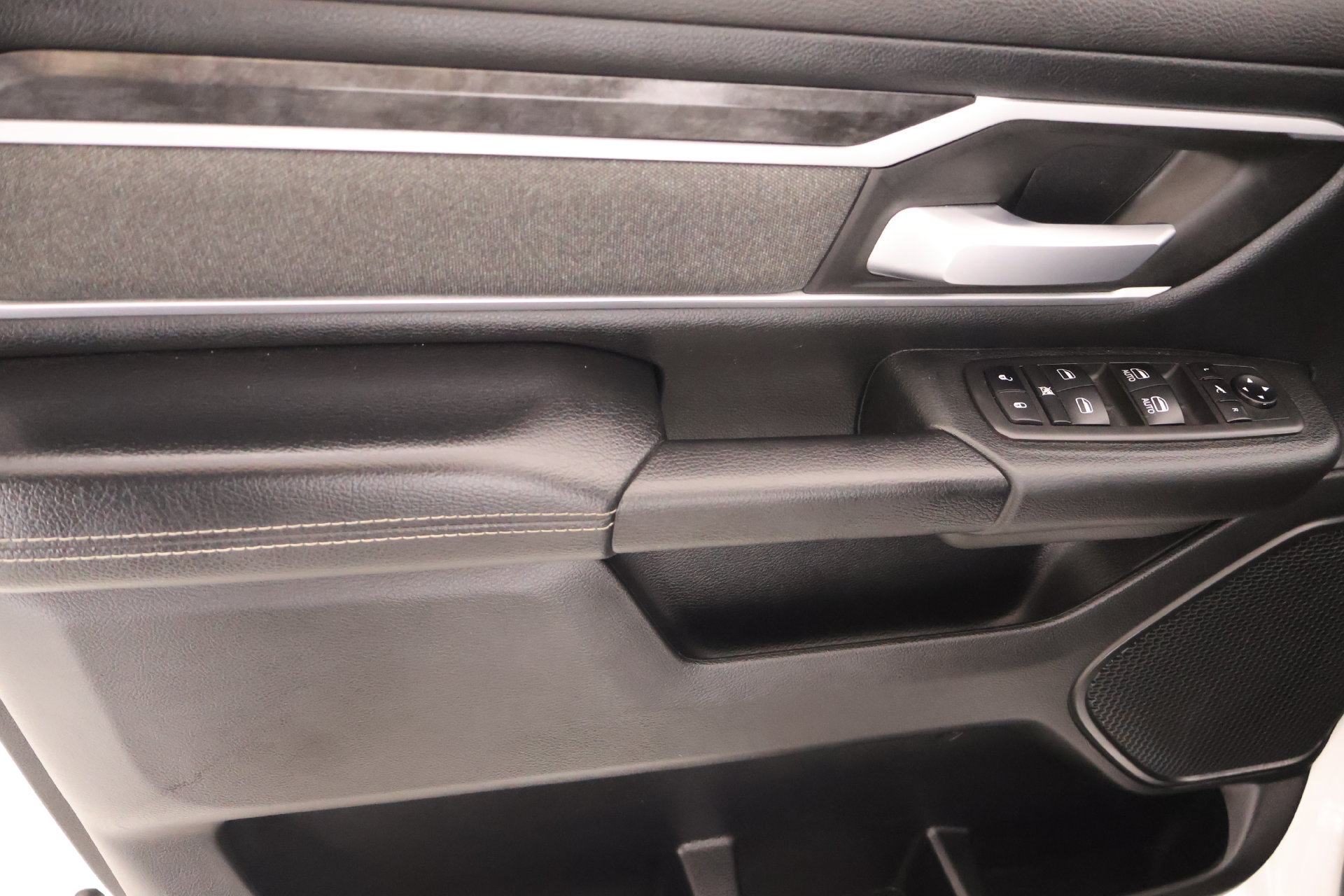 Used 2021 RAM 1500 Big Horn AWD/4WD image 15