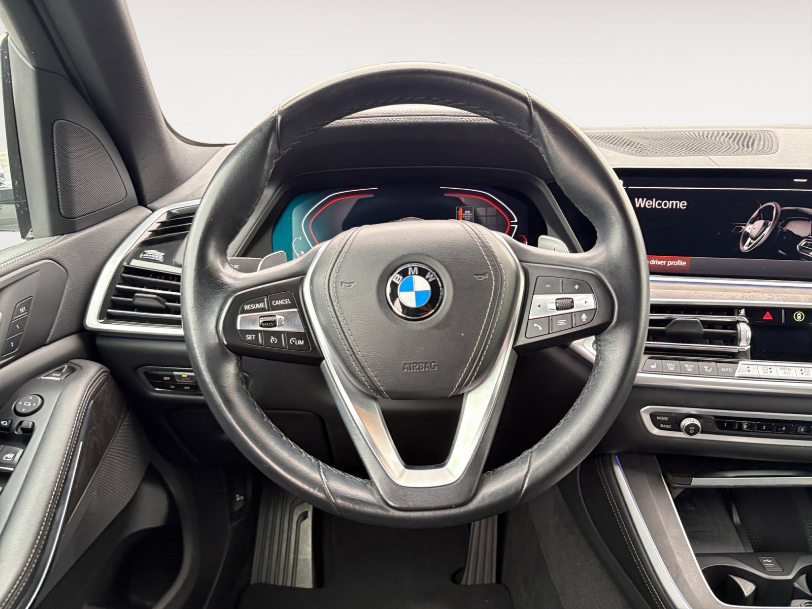 Used 2023 BMW X5 sDrive40i w/ Parking Assistance Package RWD image 14