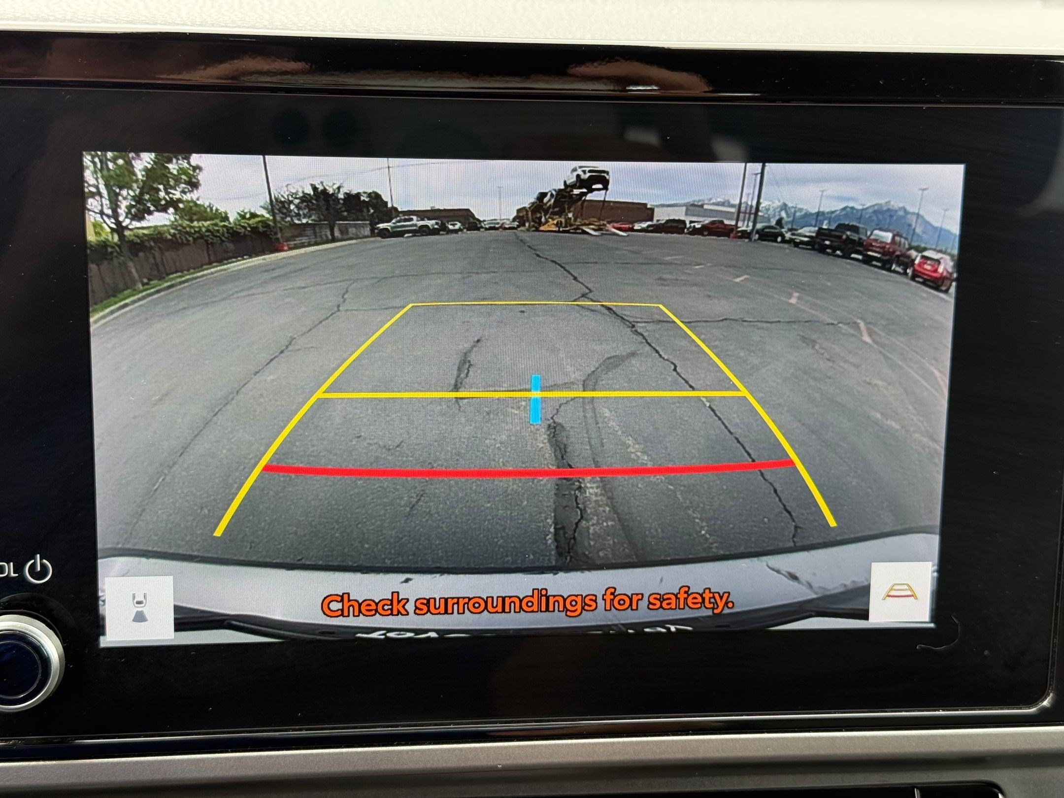 Used 2025 Toyota Camry SE FWD image 21