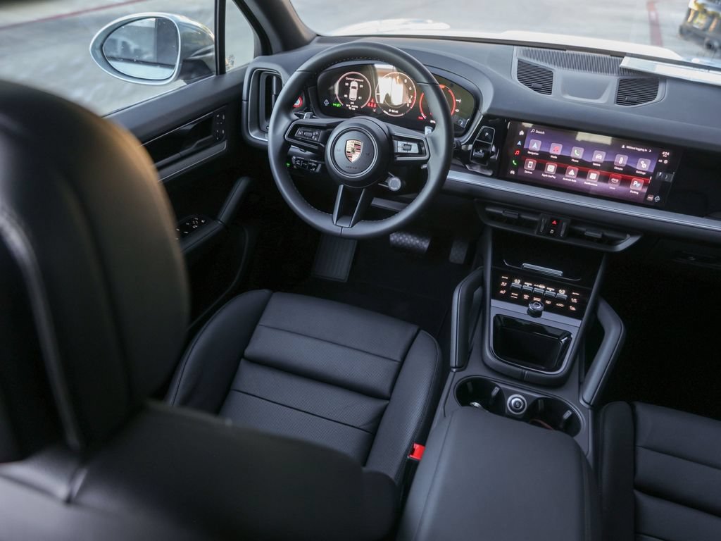 Certified 2026 Porsche Cayenne AWD/4WD image 35