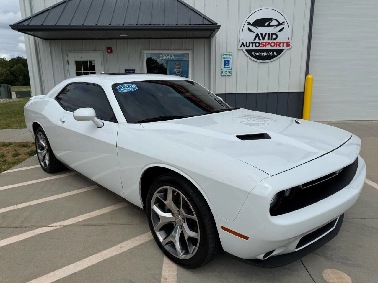 Used 2016 Dodge Challenger R/T Plus image 2