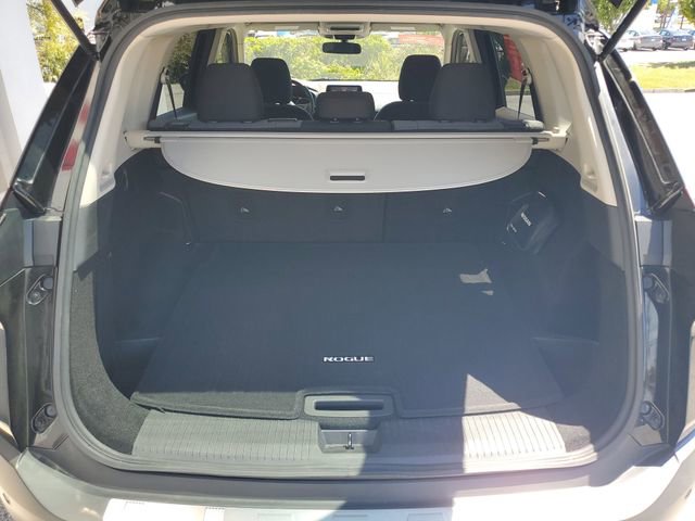 Certified 2021 Nissan Rogue S image 6