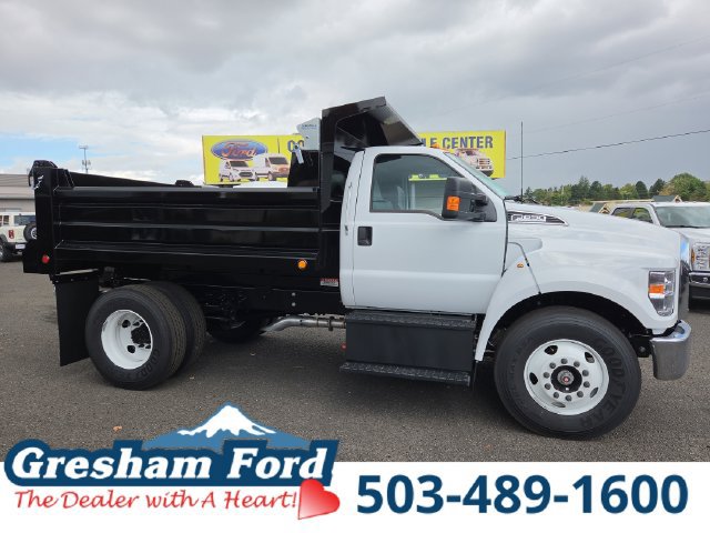 New 2027 Ford F650 2WD Regular Cab Super Duty image 4