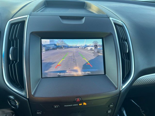 Used 2020 Ford Edge Titanium w/ Equipment Group 301A AWD/4WD image 30