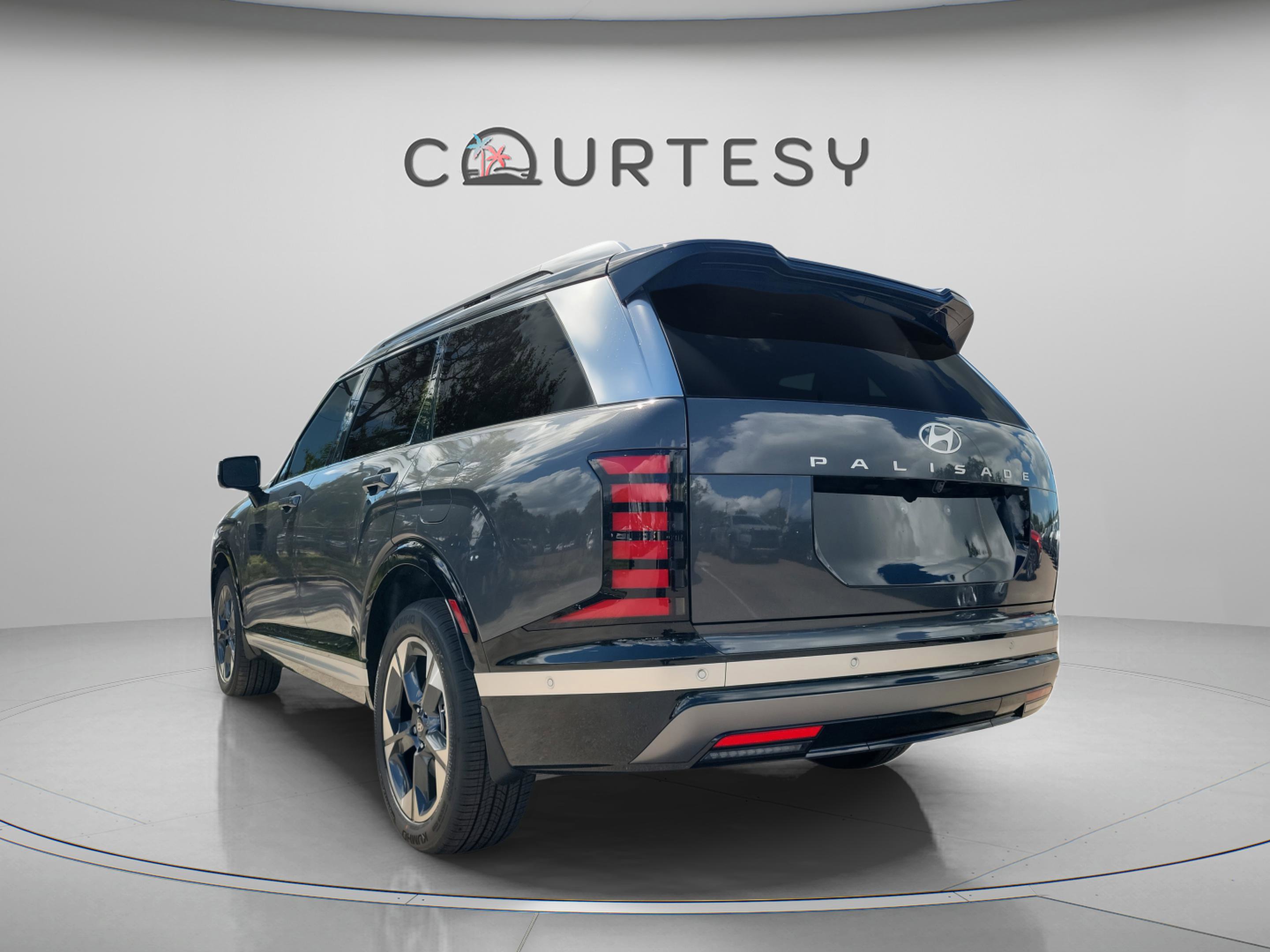 New 2026 Hyundai Palisade Limited image 3