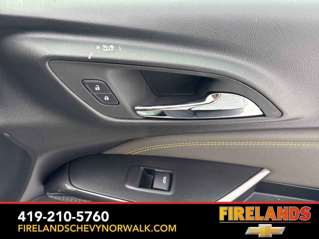 New 2026 Chevrolet Trax ACTIV w/ Sunroof Package image 29