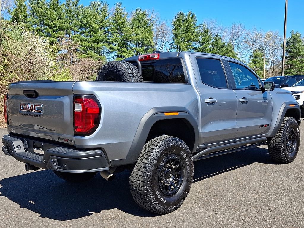 Certified 2024 GMC Canyon AT4X w/ AT4X AEV Edition image 6