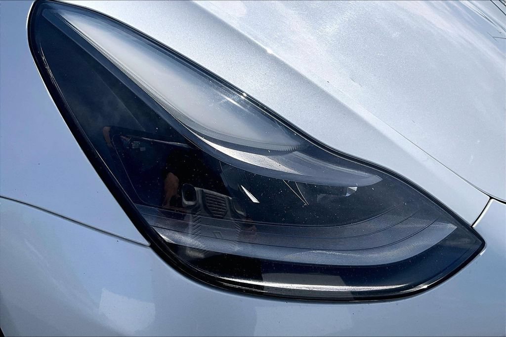 Used 2021 Tesla Model 3 Long Range AWD/4WD image 28