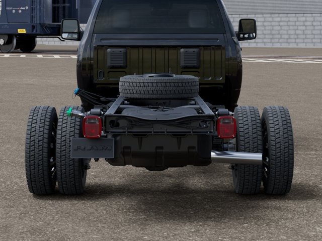 New 2026 RAM 4500 Tradesman w/ Chrome Appearance Group AWD/4WD image 13
