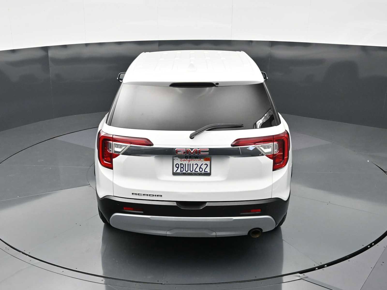 Used 2020 GMC Acadia SLE FWD image 23