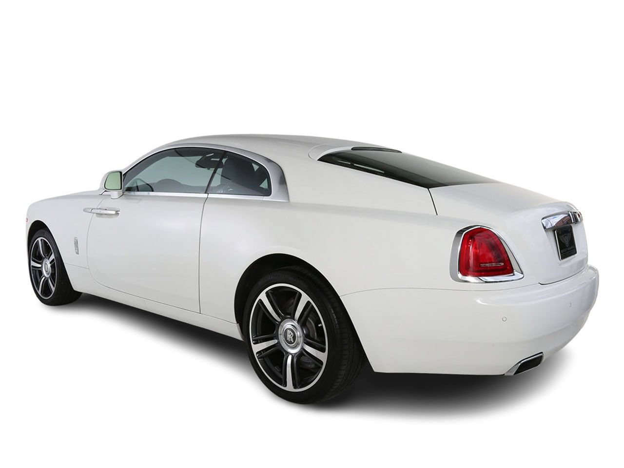 Used 2015 Rolls-Royce Wraith RWD image 13