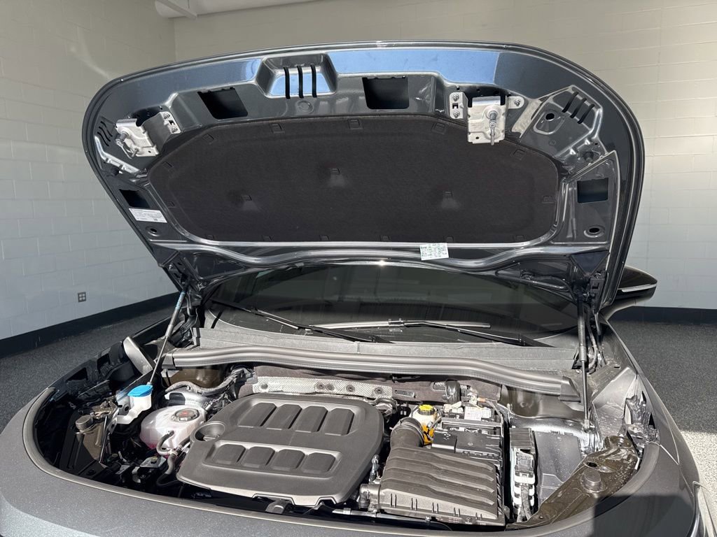 New 2026 Volkswagen Tiguan SE R-Line AWD/4WD image 30