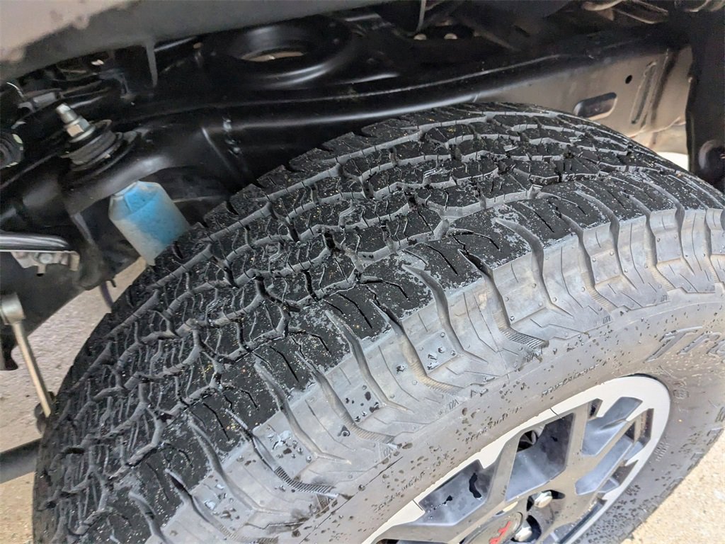 Used 2025 Toyota Tacoma TRD Off-Road image 28