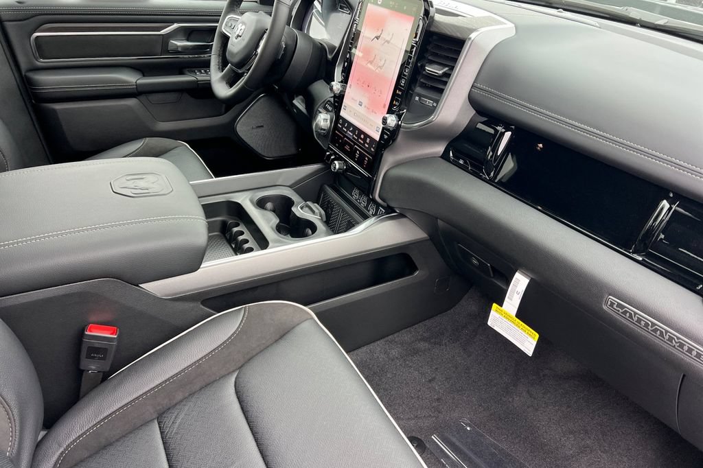 New 2026 RAM 1500 Laramie w/ Night Edition AWD/4WD image 15