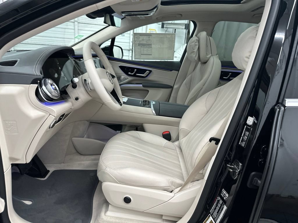 New 2027 Mercedes-Benz EQS 400 4MATIC SUV image 19