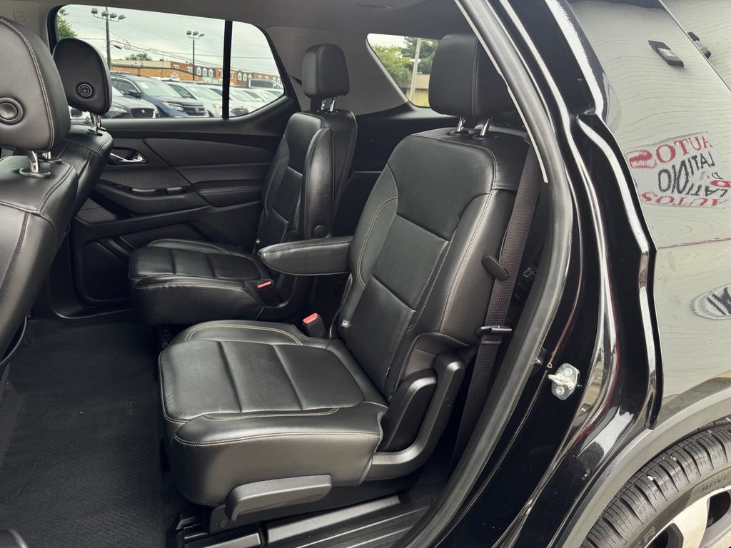 Used 2019 Chevrolet Traverse LT w/ LT Premium Package AWD/4WD image 14